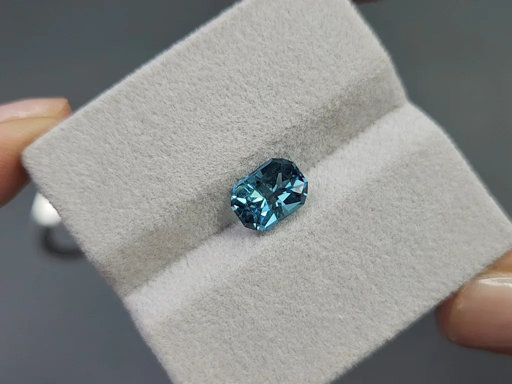 Blue tourmaline radiant cut 2.20 carats, Namibia Image №4