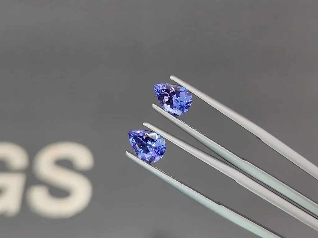 Pair of tanzanites pear cut 2.38 carats, Tanzania Image №3