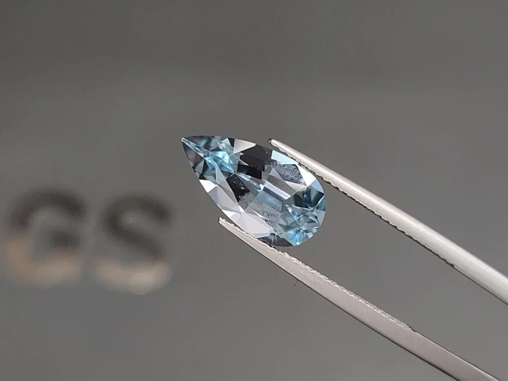 Santa Maria aquamarine pear cut 3.35 carats, Madagascar Image №3