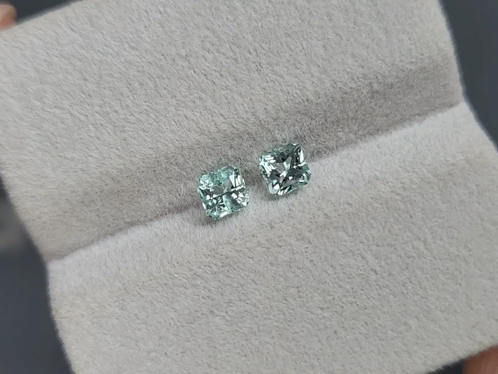 Pair of emeralds radiant cut 0.74 carats, Afghanistan Image №4