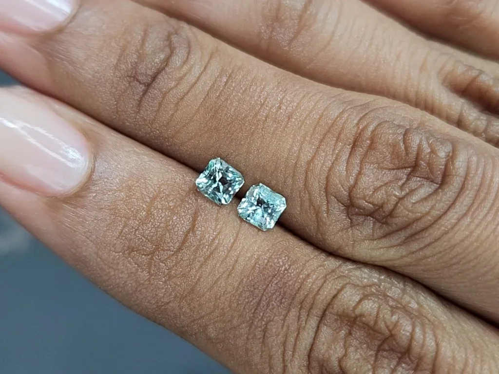 Pair of emeralds radiant cut 0.74 carats, Afghanistan Image №2