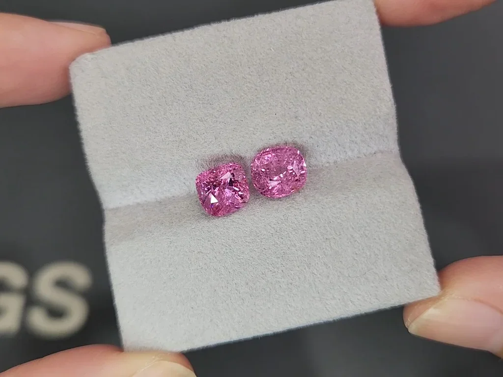 Pair of pink spinels cushion cut 3.81 carats, Vietnam Image №4