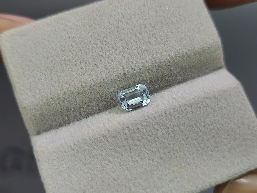 Aquamarine cushion cut 0.48 carats, Madagascar  Image №4