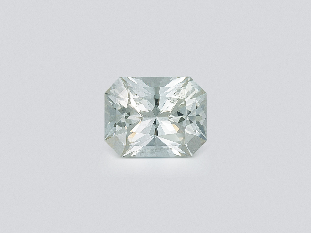 Kunzite light green radiant cut 5.83 carats, Pakistan Image №1