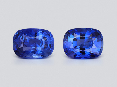 Pair of  blue sapphires cushion cut 6.06 carats, Sri Lanka photo