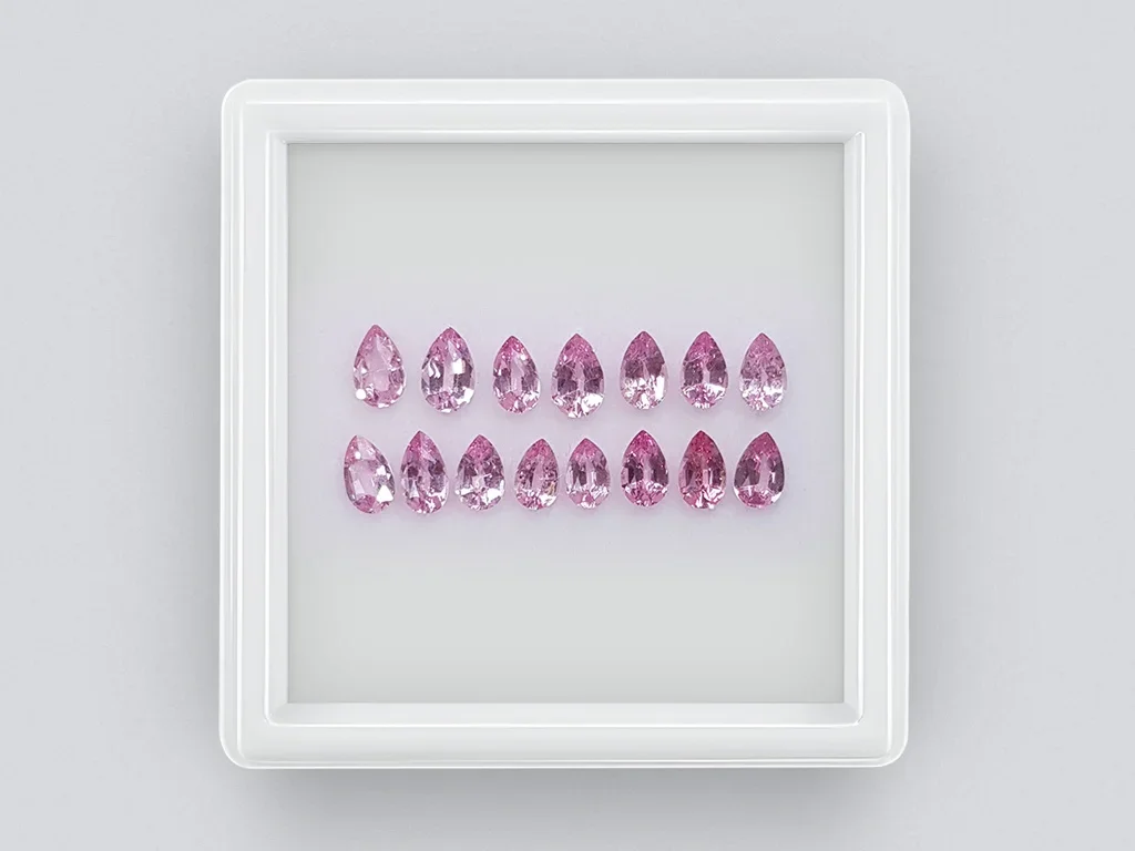 Set of spinel in pear cut 3.10 carats Image №1