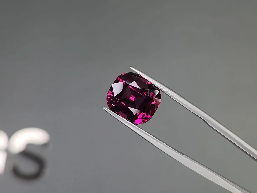 Vivid purple Umbalite garnet in cushion cut 8.43 carats, Tanzania Image №3