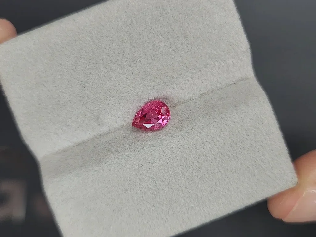 Vivid pink Mahenge spinel in pear cut 0.93 carats, Tanzania Image №4