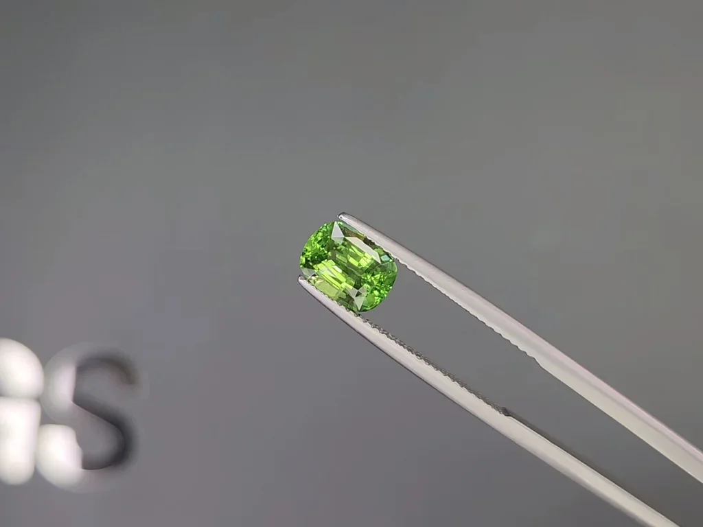 Green tsavorite garnet in cushion cut 2.10 carats, Tanzania Image №3