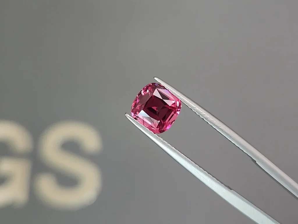 Spinel Mahenge Vivid Pink cushion cut 2.37 carats, Tanzania Image №3