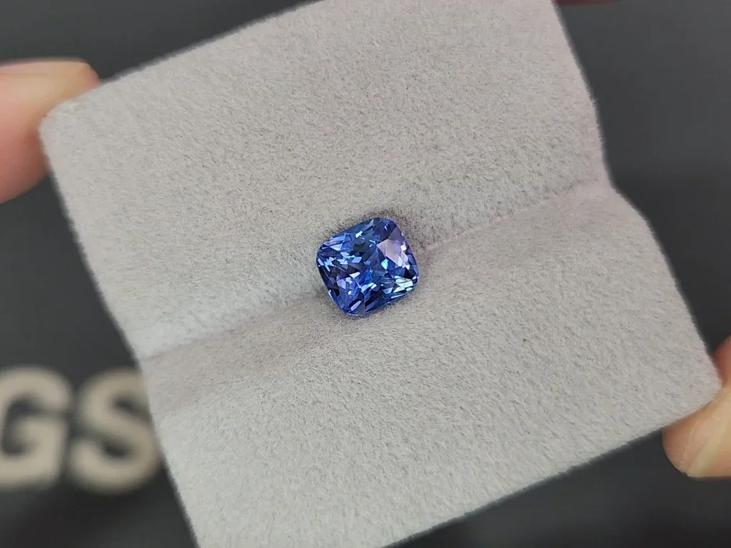Blue sapphire cushion cut 2.03 carats, Sri Lanka Image №4