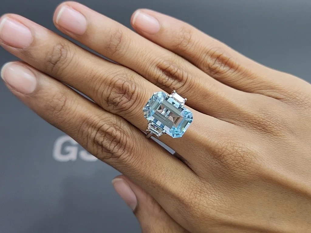 Aquamarine octagon cut 10.71 carats, Madagascar  Image №5