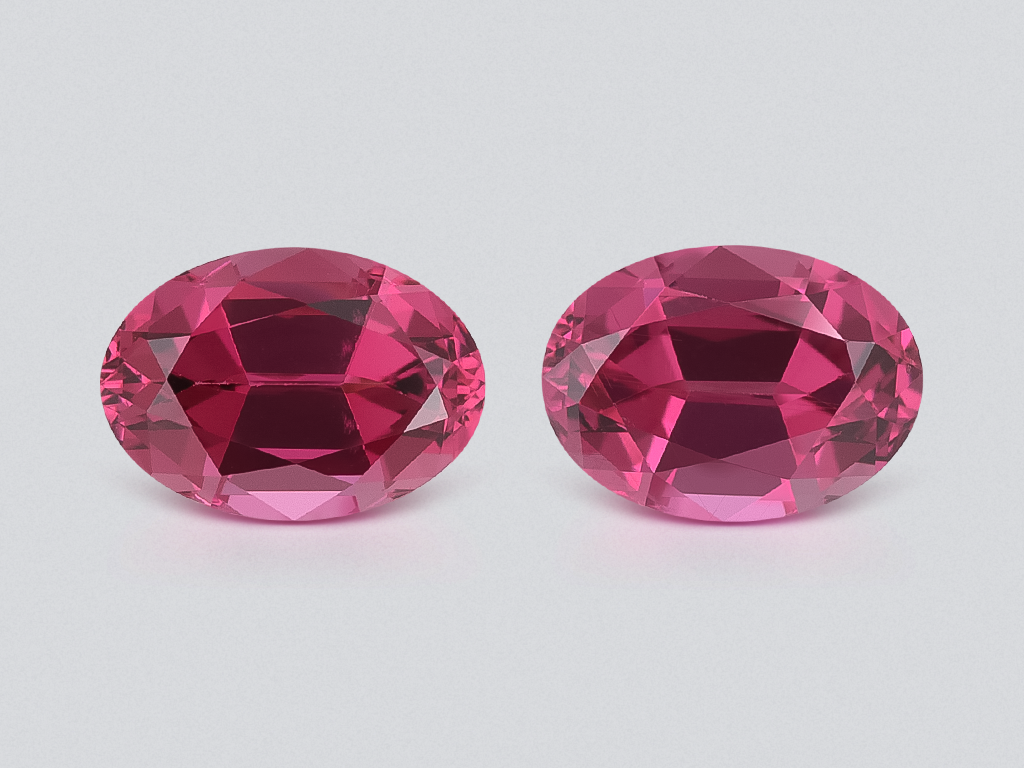 Pair of rhodolite garnets oval cut 2.14 carats, Madagascar Image №1