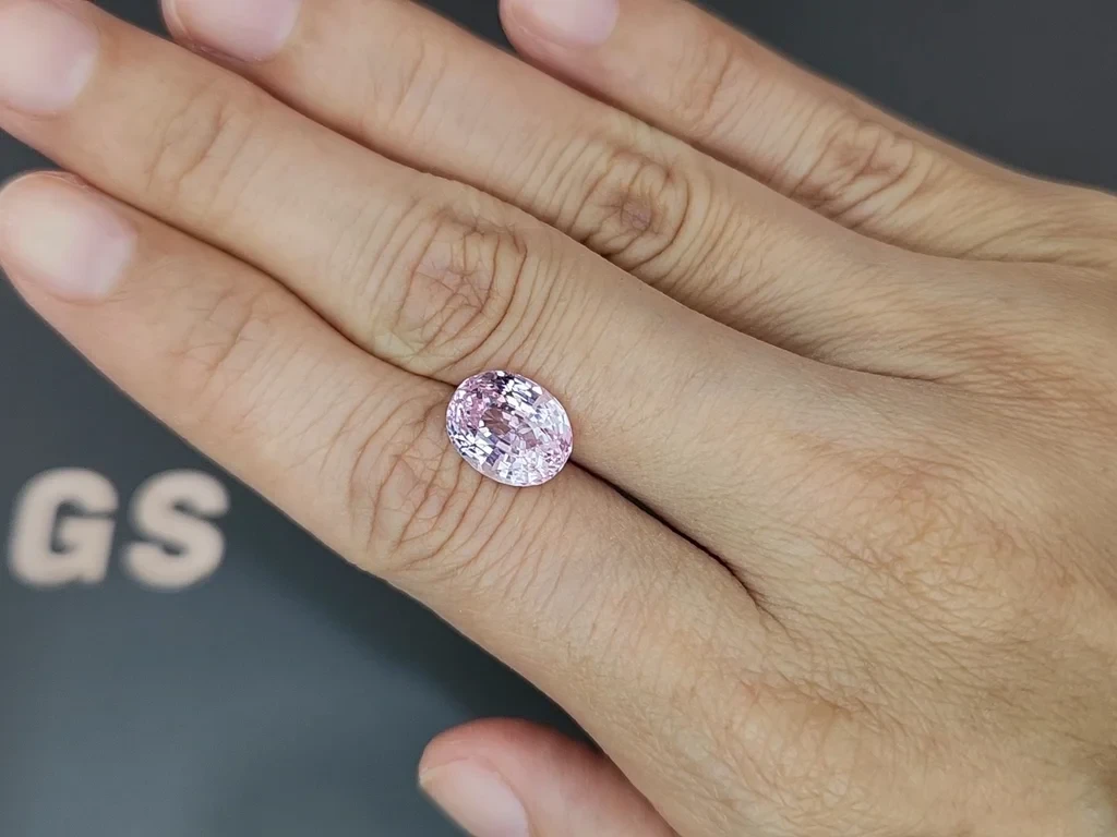 Unheated Padparadscha sapphire oval cut 5.51 carats, Sri Lanka  Image №2
