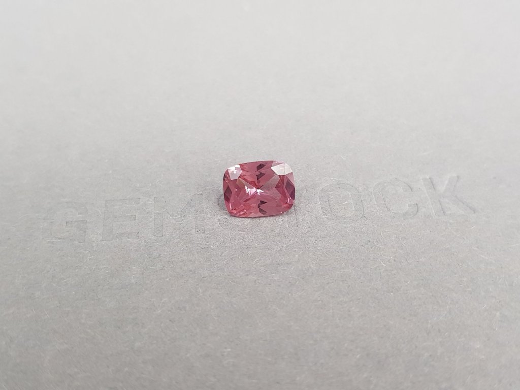 Cushion-cut pink-orange spinel 1.62 ct, Burma Image №3