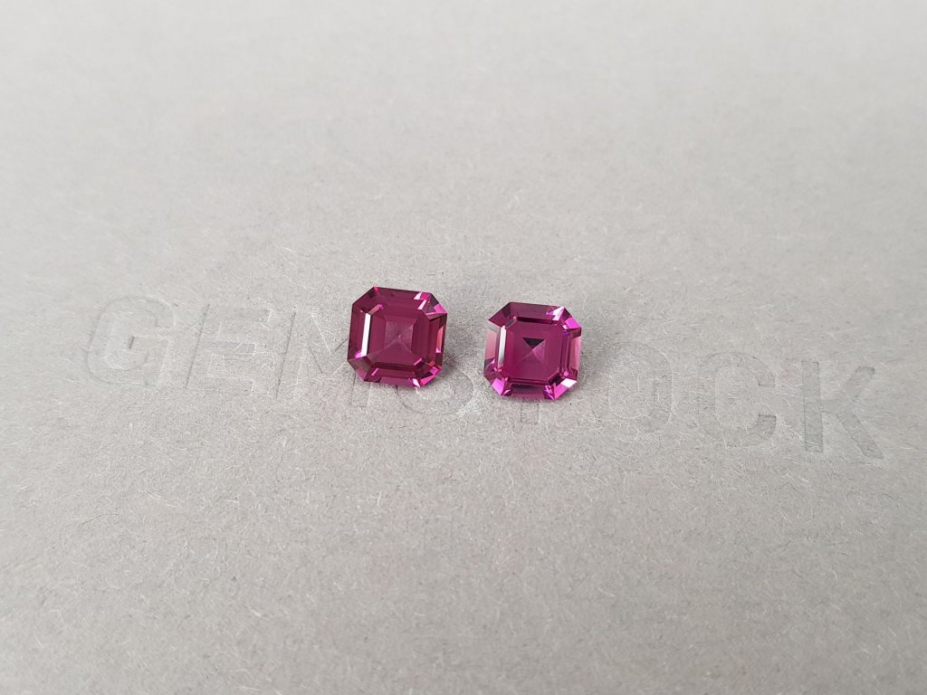 Pair of Asscher-cut rhodolite garnets 2.02 carats Image №2