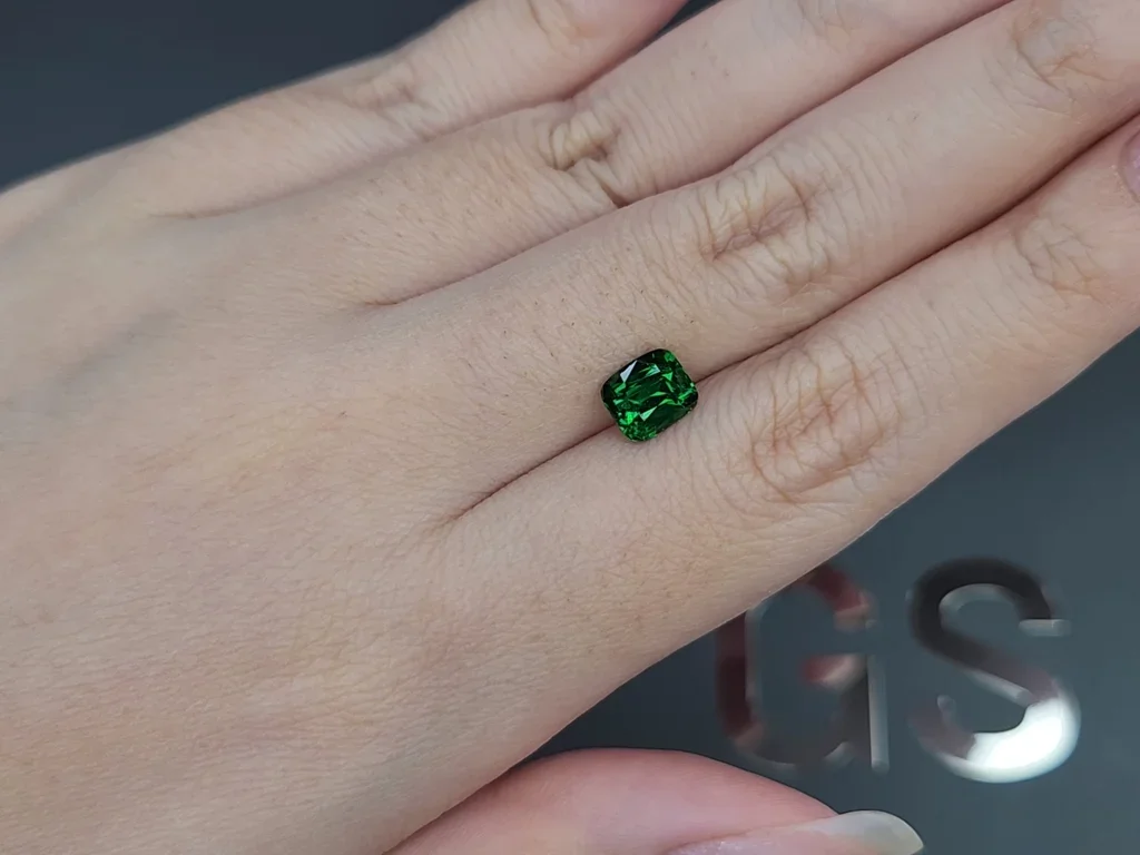 Vivid green tsavorite garnet in cushion cut 1.58 carats, Tanzania Image №2