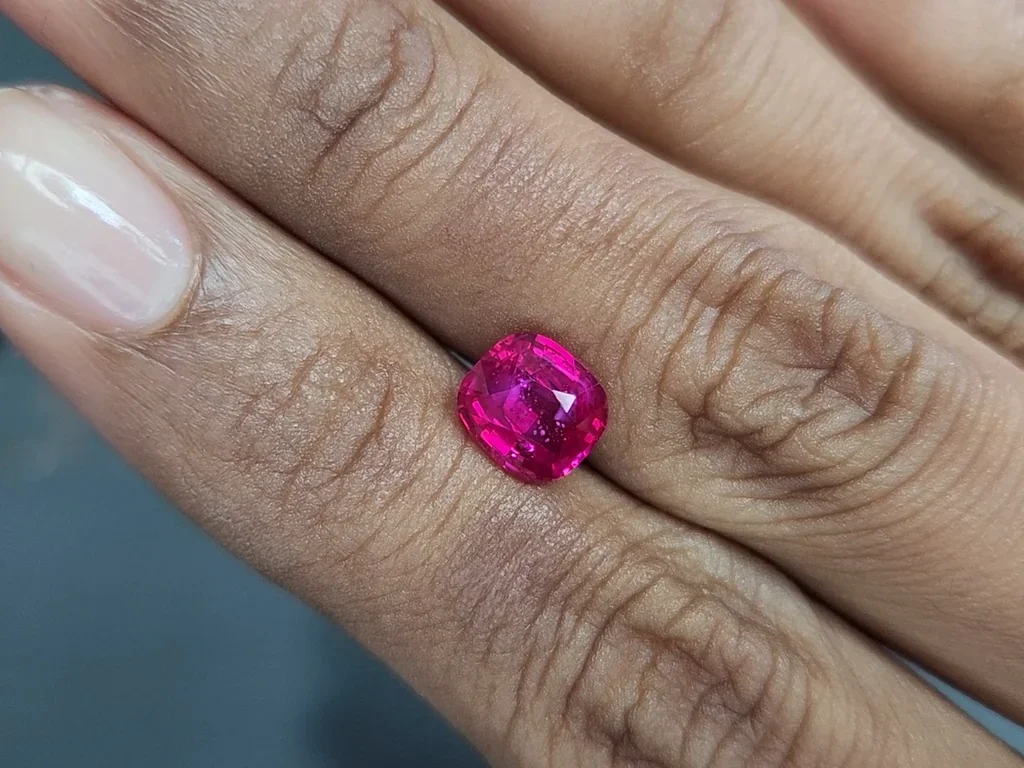 Unheated ruby cushion cut 2.51 carats, Mozambique  Image №2
