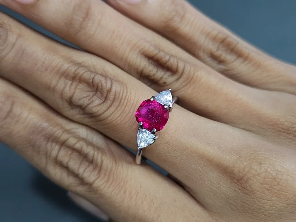 Unheated ruby cushion cut 2.51 carats, Mozambique  Image №5