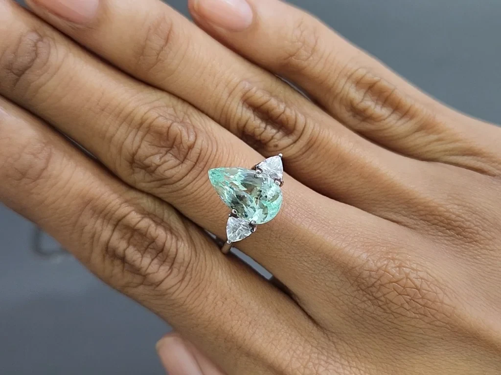 Paraiba Neon Green pear cuts 3.84 carats, Mozambique Image №5