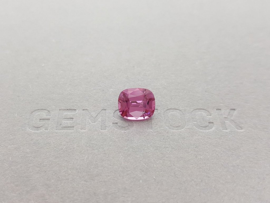 Intense pink spinel 2.41 ct, Vietnam Image №1