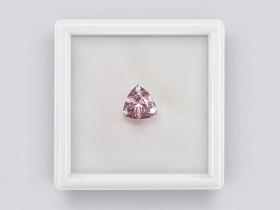 Trillion cut morganite 1.16 carats, Africa photo