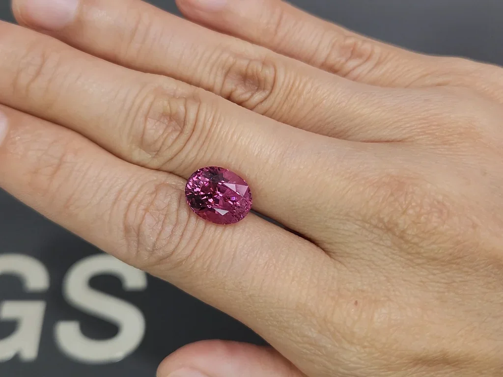 Purple-pink Mahenge spinel in oval cut 5.65 carats, Tanzania Image №2