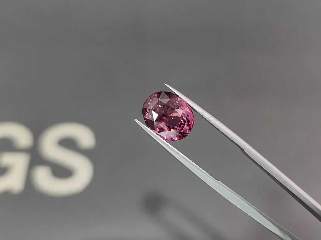 Garnet rhodolite oval cut 4.99 carats, Tanzania Image №3