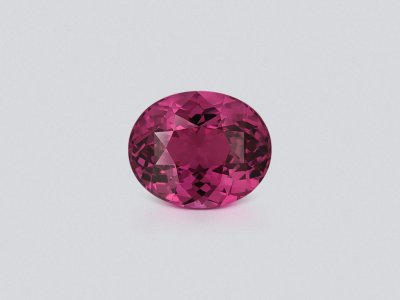 Garnet rhodolite oval cut 4.99 carats, Tanzania photo