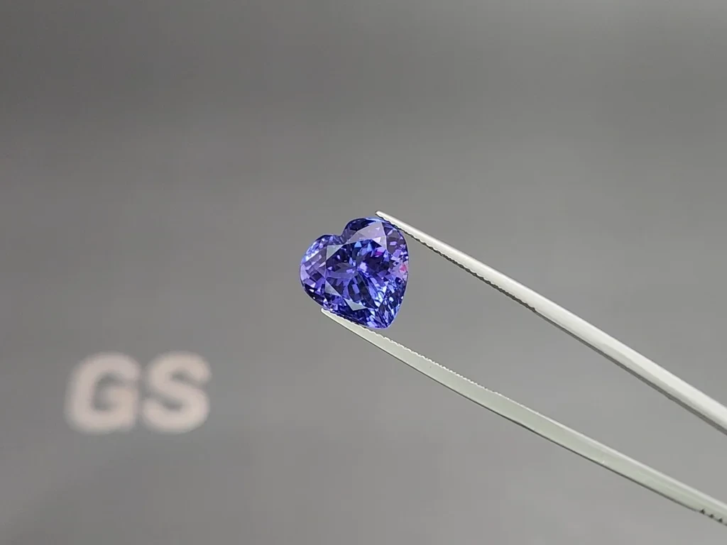 Tanzanite heart shape 7.91 carats, Tanzania Image №3