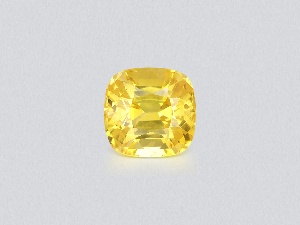 Unheated sapphire Golden Yellow cushion cut 15.15 carats, Sri Lanka Image №1