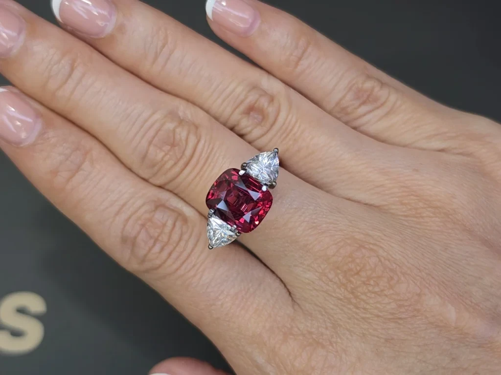 Red spinel cushion cut 5.14 carats, Tanzania Image №3
