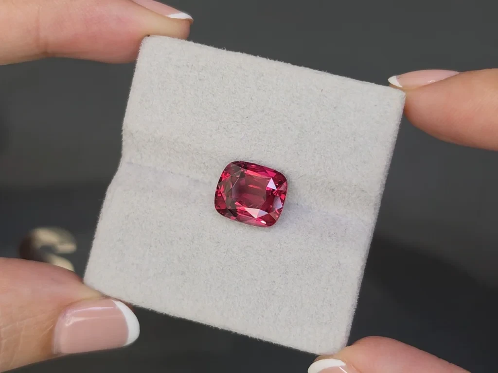 Red spinel cushion cut 5.14 carats, Tanzania Image №4