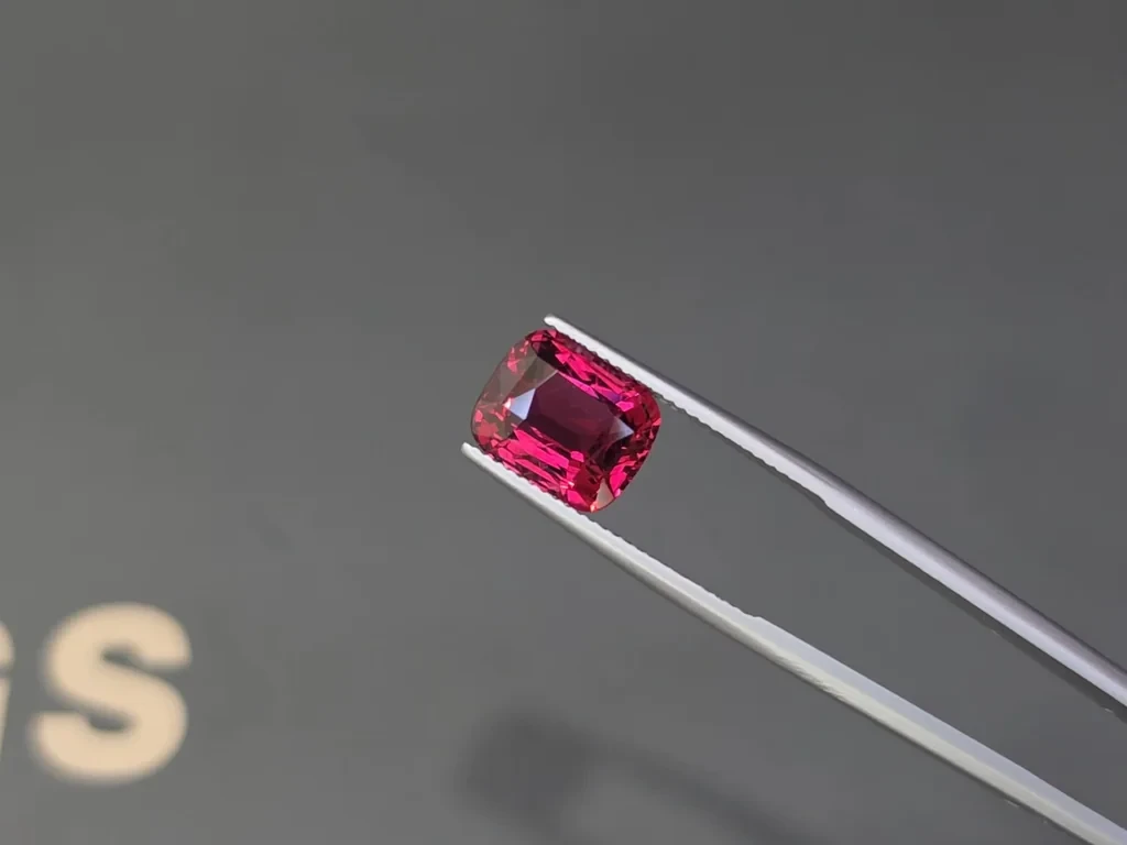 Red spinel cushion cut 5.14 carats, Tanzania Image №5
