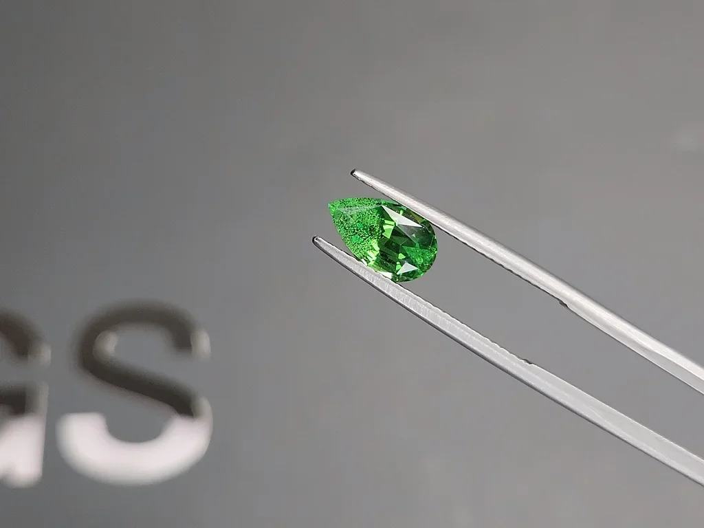 Neon Green tsavorite garnet in pear cut 1.93 carats, Tanzania  Image №3
