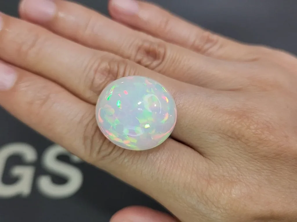 White opal round cut 29.77 carats, Ethiopia Image №2