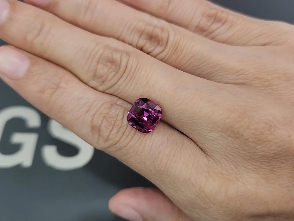 Garnet rhodolite cushion cut 5.48 carats, Tanzania Image №2