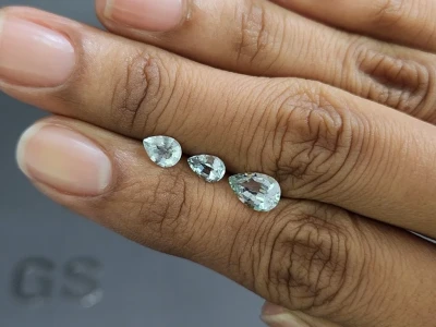 Set of aquamarines in pear cut 1.71 carats, Madagascar photo