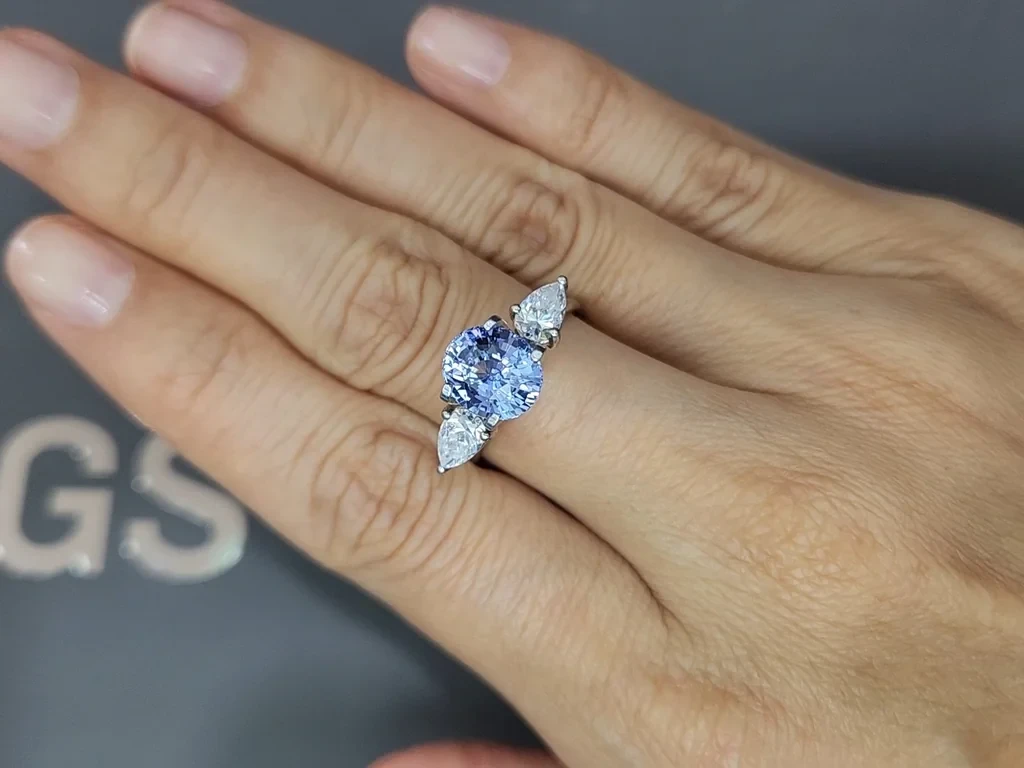 Unheated Pastel Blue sapphire in oval cut 3.02 carats, Sri Lanka Image №5