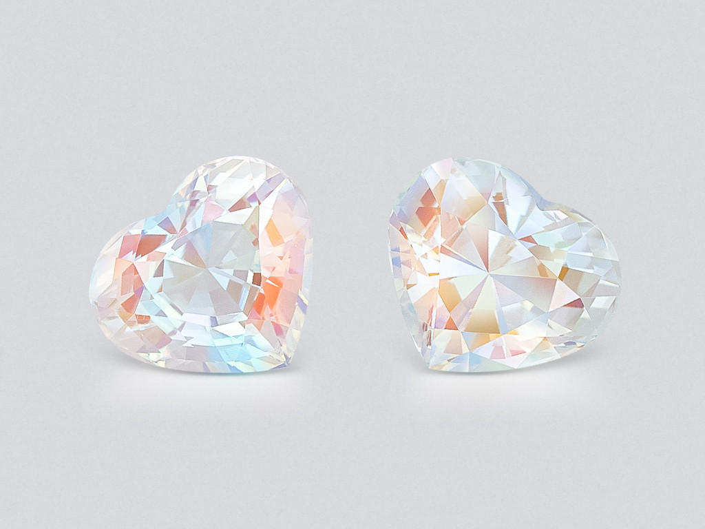 Pair of moonstones heart shape 9.26 carats, Madagascar Image №1