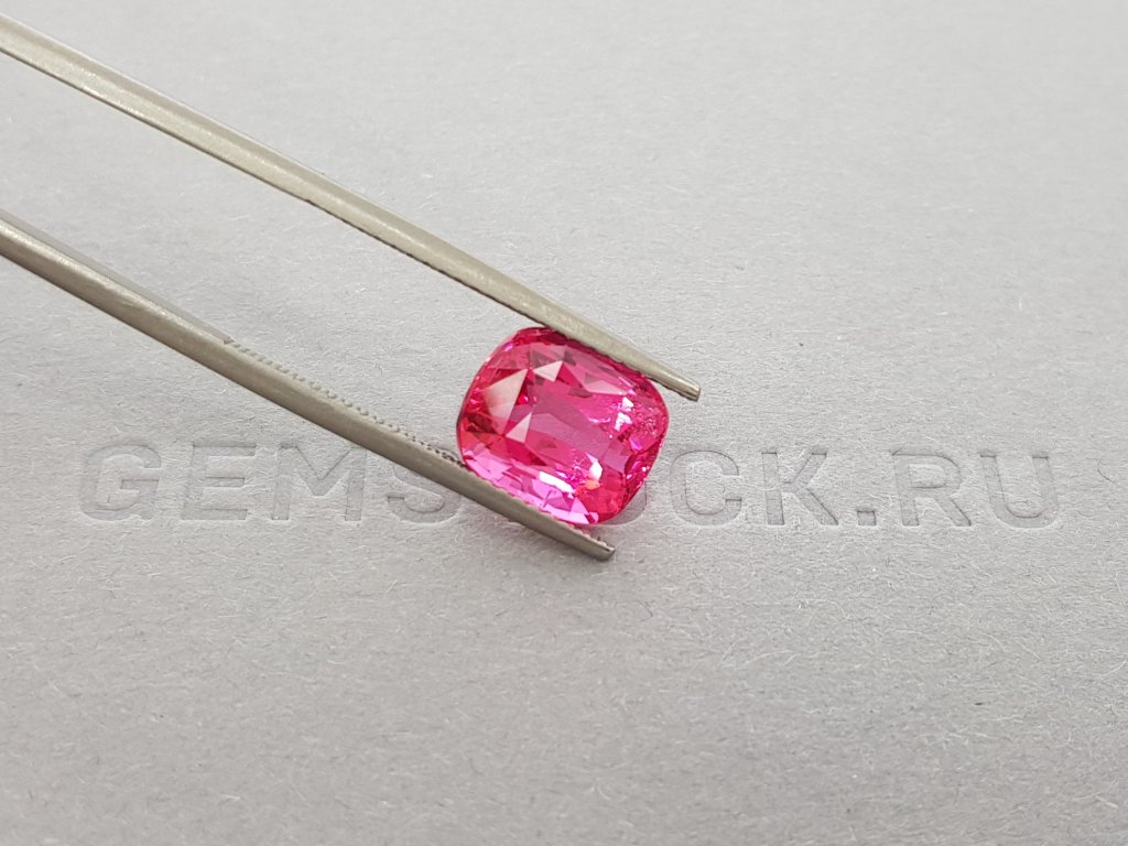 Unique neon pink spinel Mahenge cushion cut 5.00 ct, Tanzania Image №4