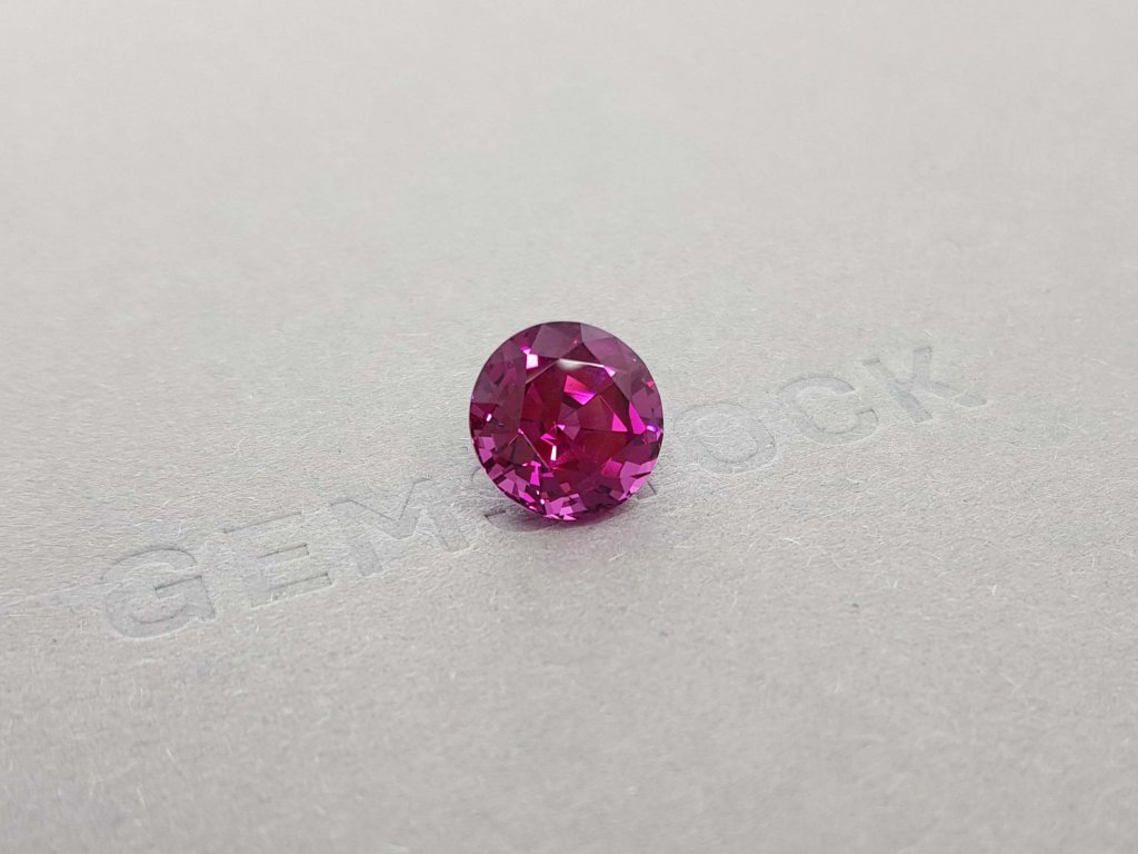 Intense rhodolite round cut 6.47 ct, Malawi Image №2
