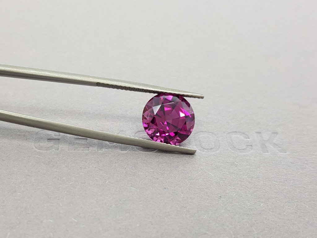 Intense rhodolite round cut 6.47 ct, Malawi Image №4
