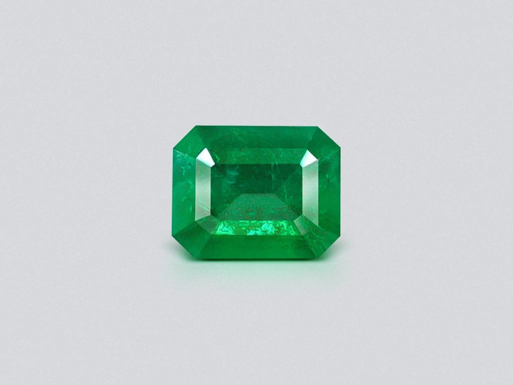 Colombian Vivid Green Emerald 1.25 ct Image №1