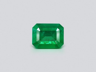 Colombian Vivid Green Emerald 1.25 ct photo