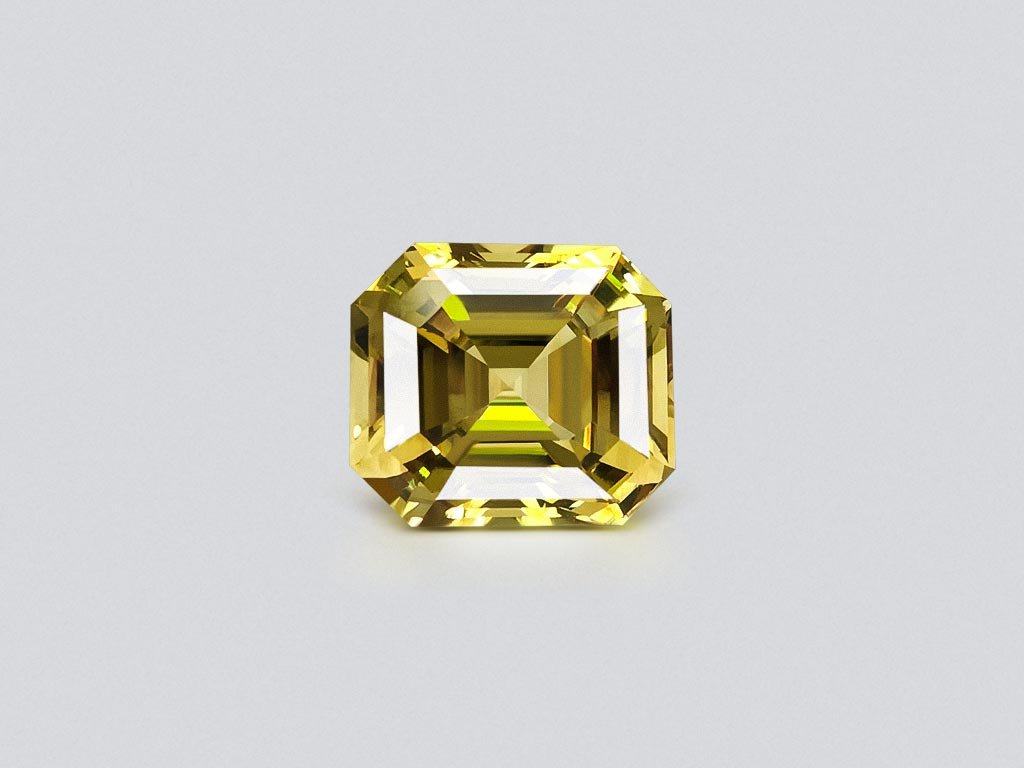 Octagon-cut golden chrysoberyl 7.08 carats, Sri Lanka Image №1