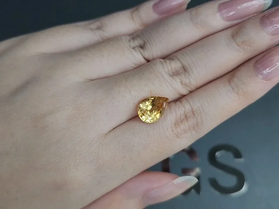 Yellow-orange pear-cut hessonite garnet 4.44 carats, Tanzania Image №2