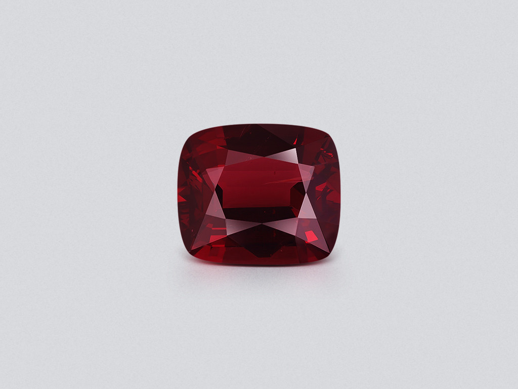 Spinel Vivid Red cushion cut 9.57 carats, Vietnam Image №1