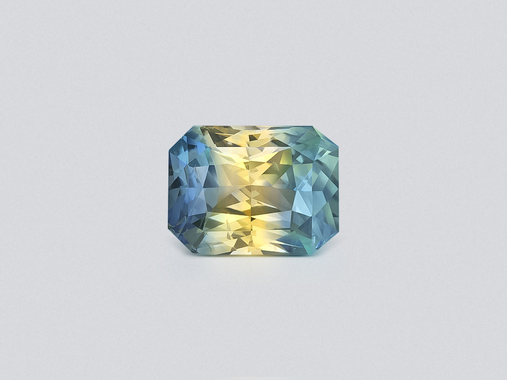 Unheated Bi-color sapphire in radiant cut  11.65 carats, Sri Lanka Image №1