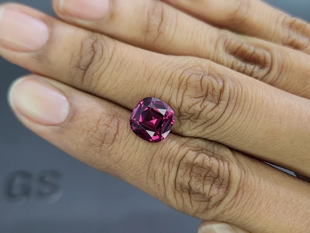Garnet rhodolite cushion cut 4.55 carats,Tanzania Image №2